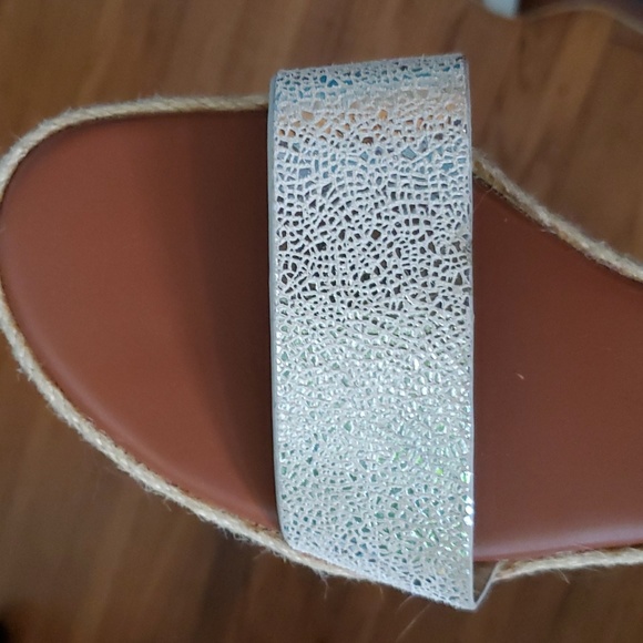 9 Matt Bernson Slip Ons - Picture 2 of 4